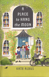 تصویر جلد کتاب "A Place To Hang The Moon" - "آنجا که ماه خانه دارد" اثر کیت آلبوس زبان اصلی نشر الماس سرخ